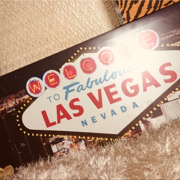 A led vintage looking sign! Come grab it! - Picture 3 of 4